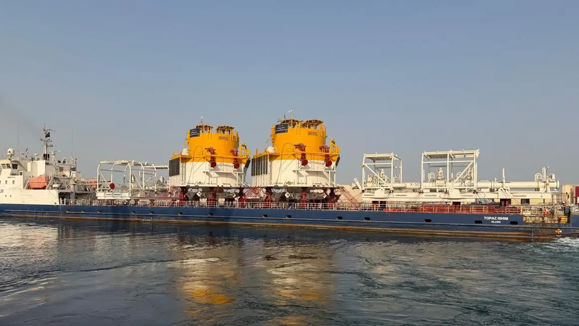 Las monoboyas de Vaca Muerta Oil Sur cruzaron el estrecho de Ormuz y navegan hacia Punta Colorada