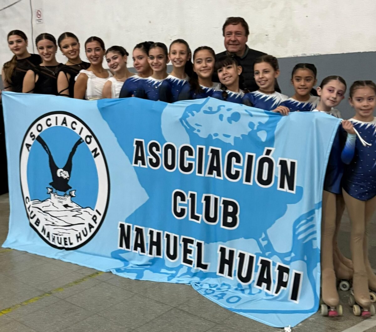 Las patinadoras del Club Nahuel Huapi brillaron en el Provincial de Villa Regina