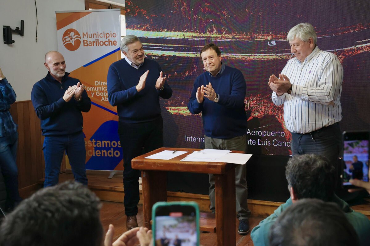 Más de 1.600 vecinos de seis barrios barilochenses accederán a la red de gas natural