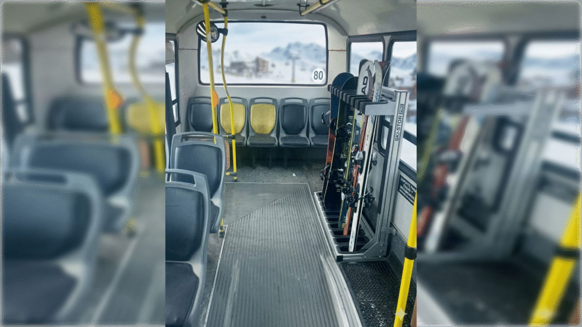 Municipio evalúa incorporar dispositivos para transportar equipos de esquí en colectivos a Catedral