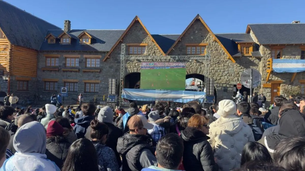 Pantalla gigante en el Centro Cívico para ver a la Selección ante Egipto