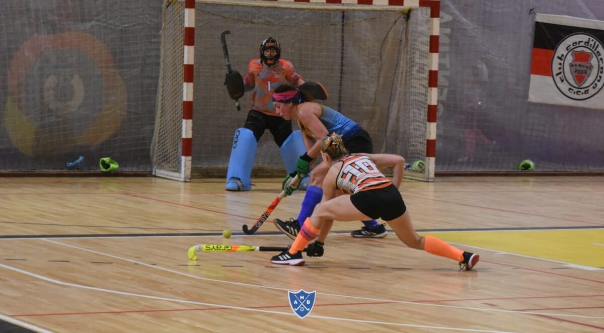 Pehuenes A y San Esteban arrancaron con el pie derecho el Clausura de la Liga A de hockey