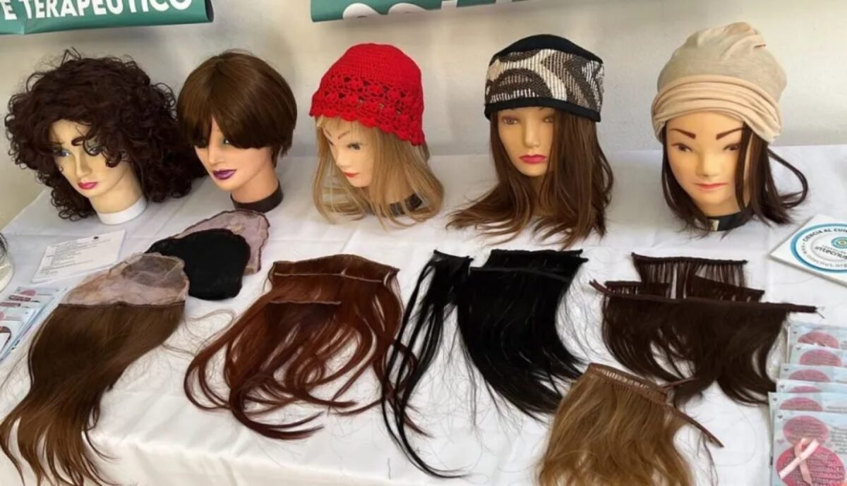 Pelos al Viento: el grupo de voluntarias que confecciona pelucas oncológicas artesanales en Bariloche