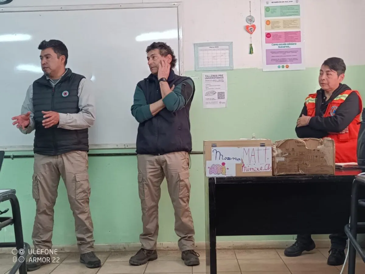 Protección Civil brindó una charla sobre regulación de pirotecnia a estudiantes del Colegio San Ceferino