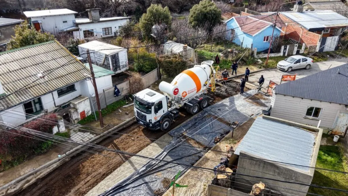 Reconstruyen con hormigón 30 metros de calle Don Bosco por deterioro del pavimento