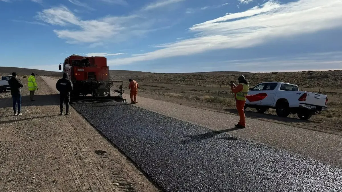 Río Negro aseguró 20 millones de dólares para terminar las rutas provinciales 6 y 8 antes de fin de año