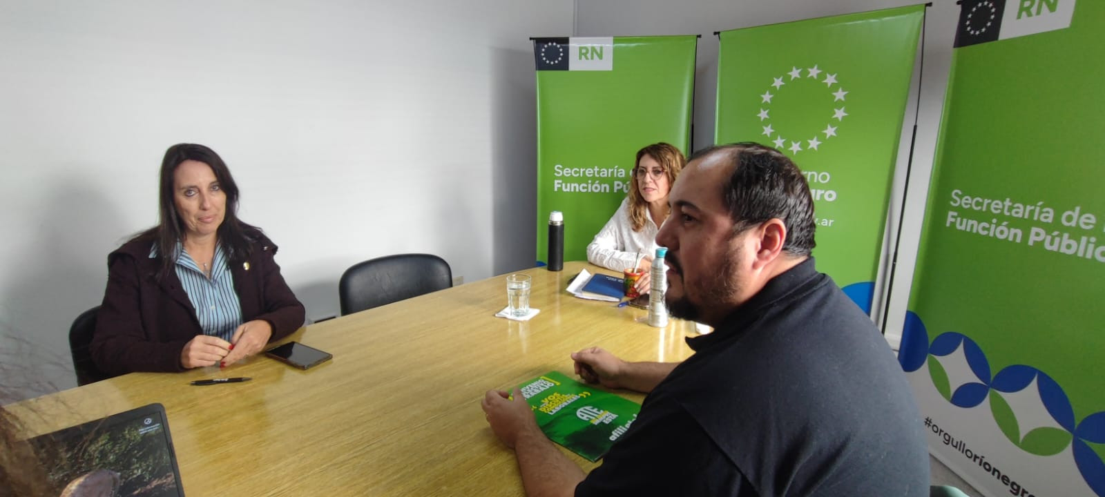 Río Negro ofreció actualizar salarios por inflación hasta septiembre en paritarias