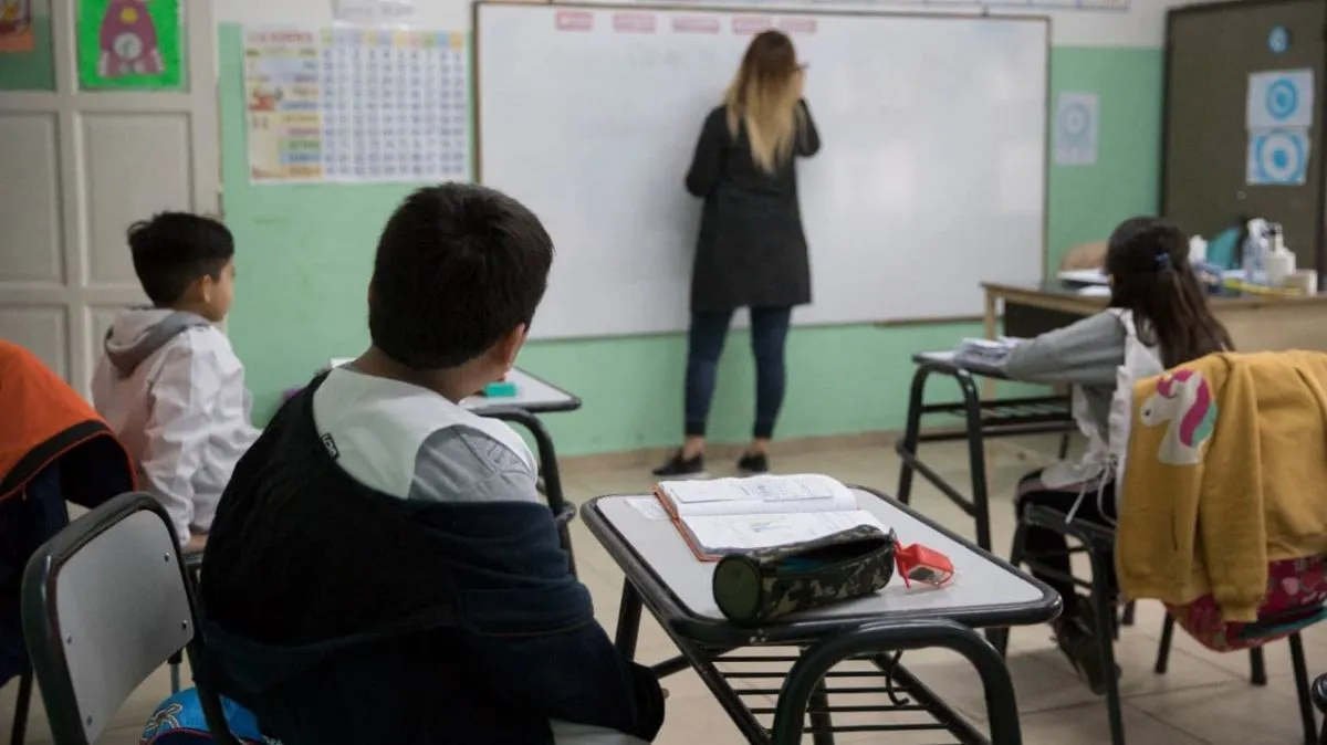 Río Negro sostiene que tiene uno de los salarios docentes más altos del país