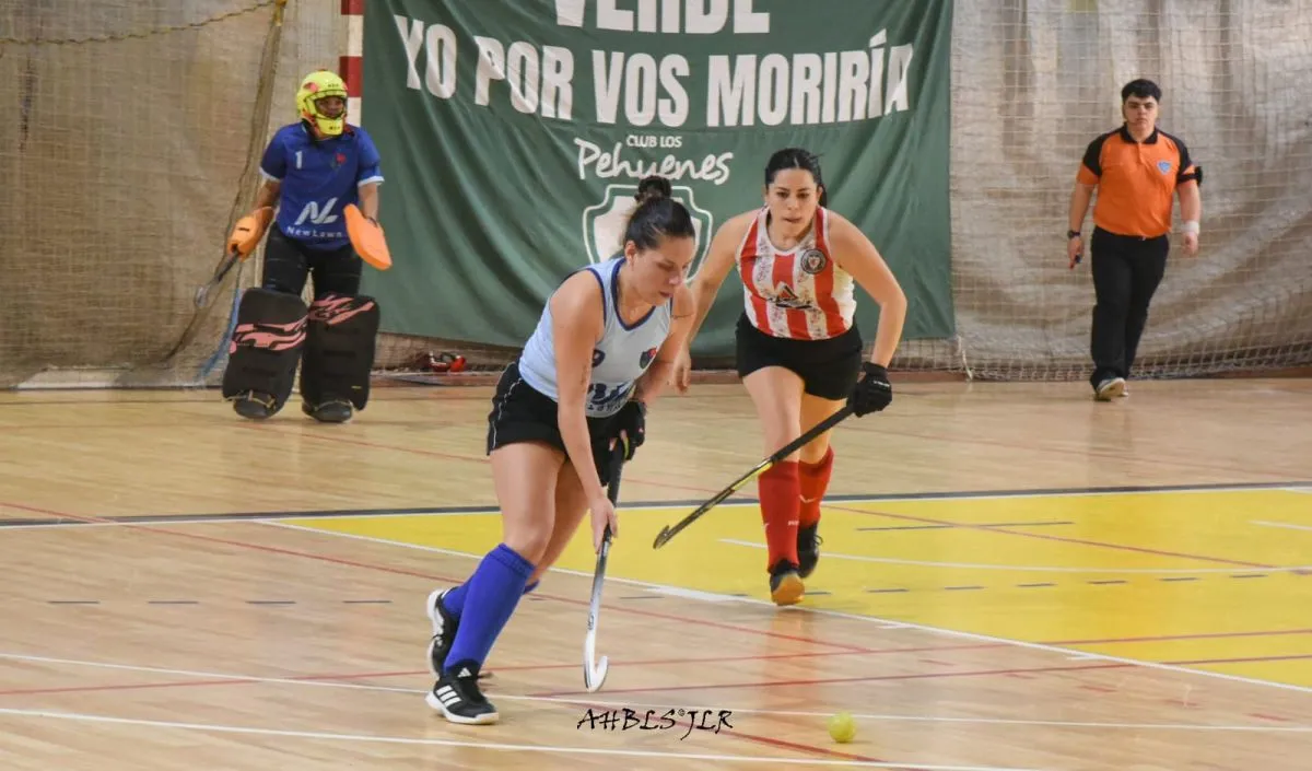 San Esteban y Pehuenes mantienen el liderazgo en hockey femenino mientras la Escuela Municipal A se acerca al título masculino