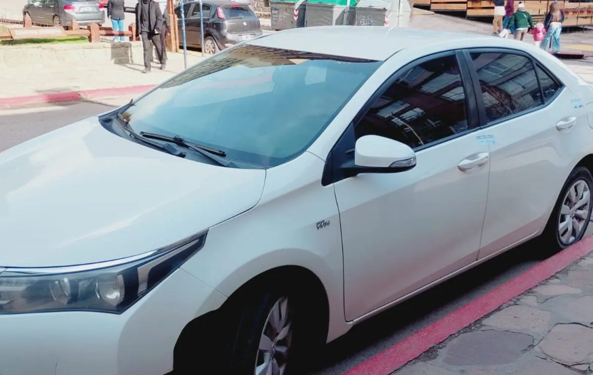 Secuestraron un Toyota Corolla con pedido judicial y notificaron al conductor por encubrimiento