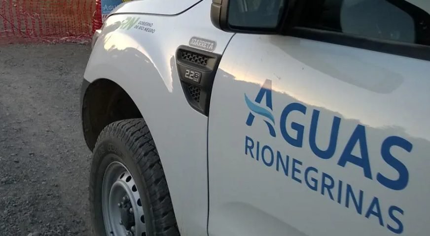 Suspenden clases del turno mañana por falta de agua en escuelas de Bariloche