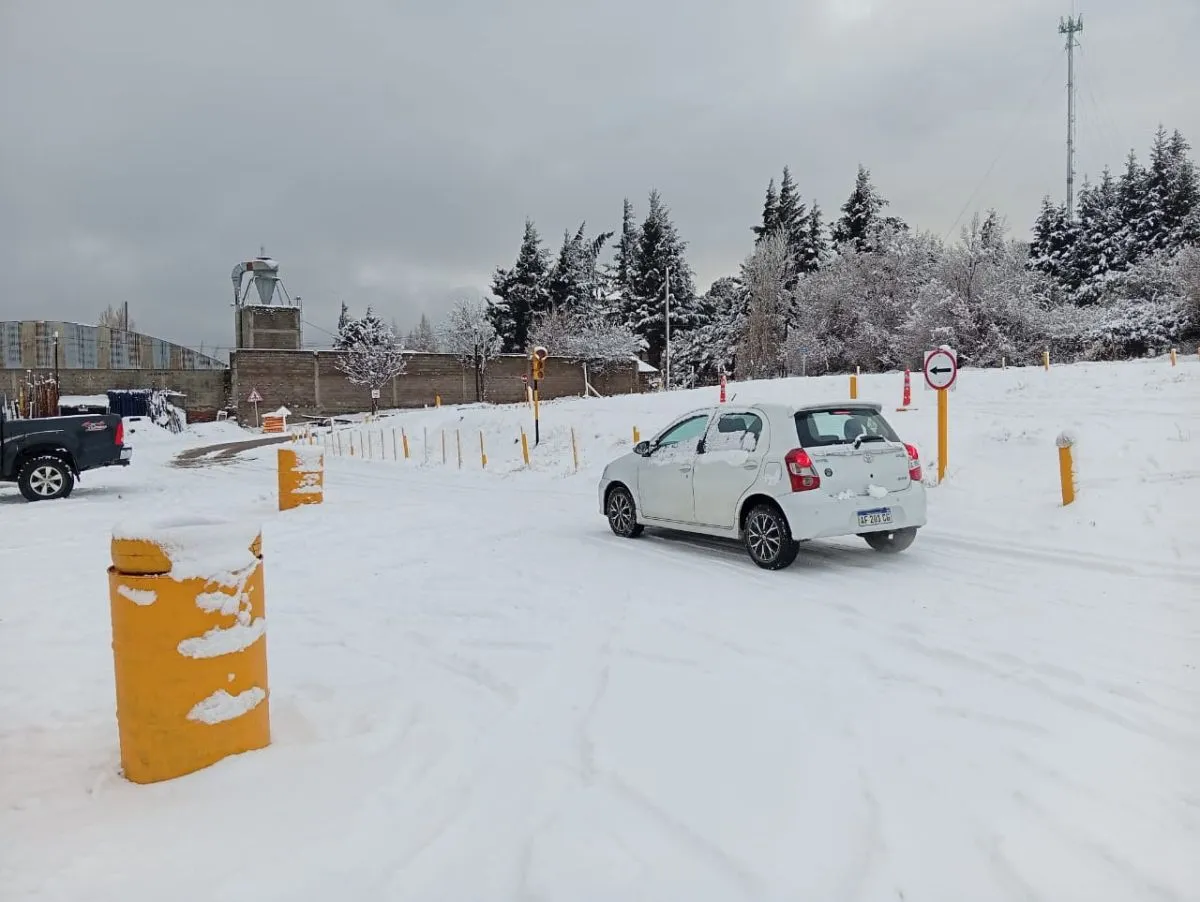Tránsito aclara que los exámenes de conducir continúan pese a la nevada