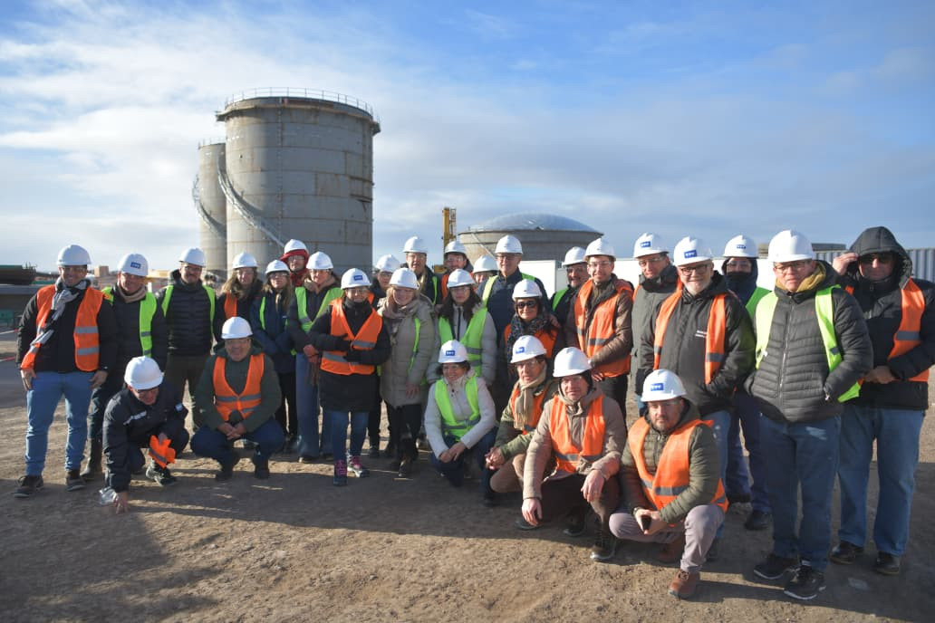 Treinta intendentes visitaron Punta Colorada para conocer el avance del proyecto VMOS