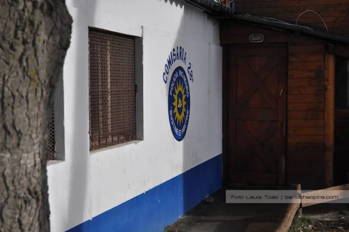 Un detenido se fugó de la Comisaría 28 al pasar por una ventana enrejada del altillo