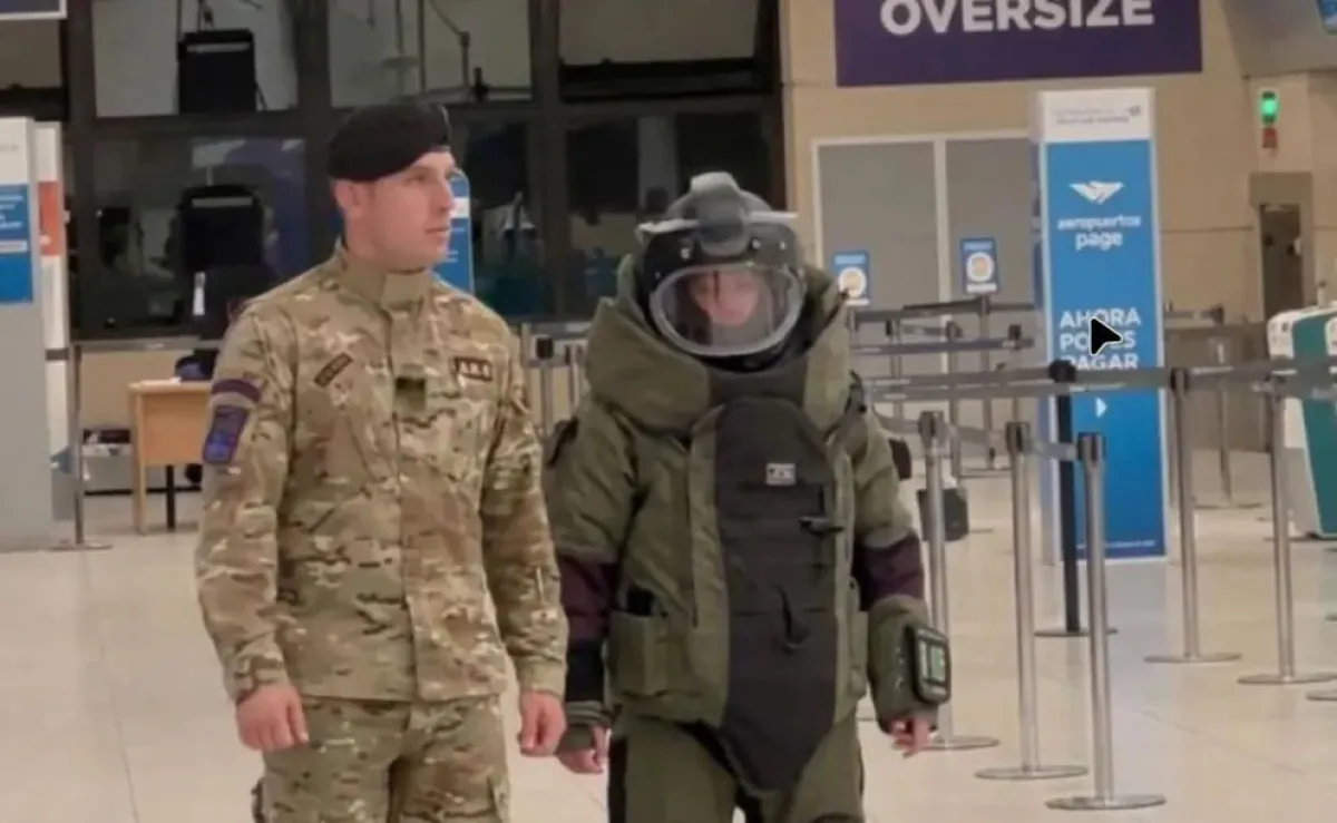 Una broma sobre una bomba en el aeropuerto activó protocolo antiexplosivos y dejó al pasajero sin volar