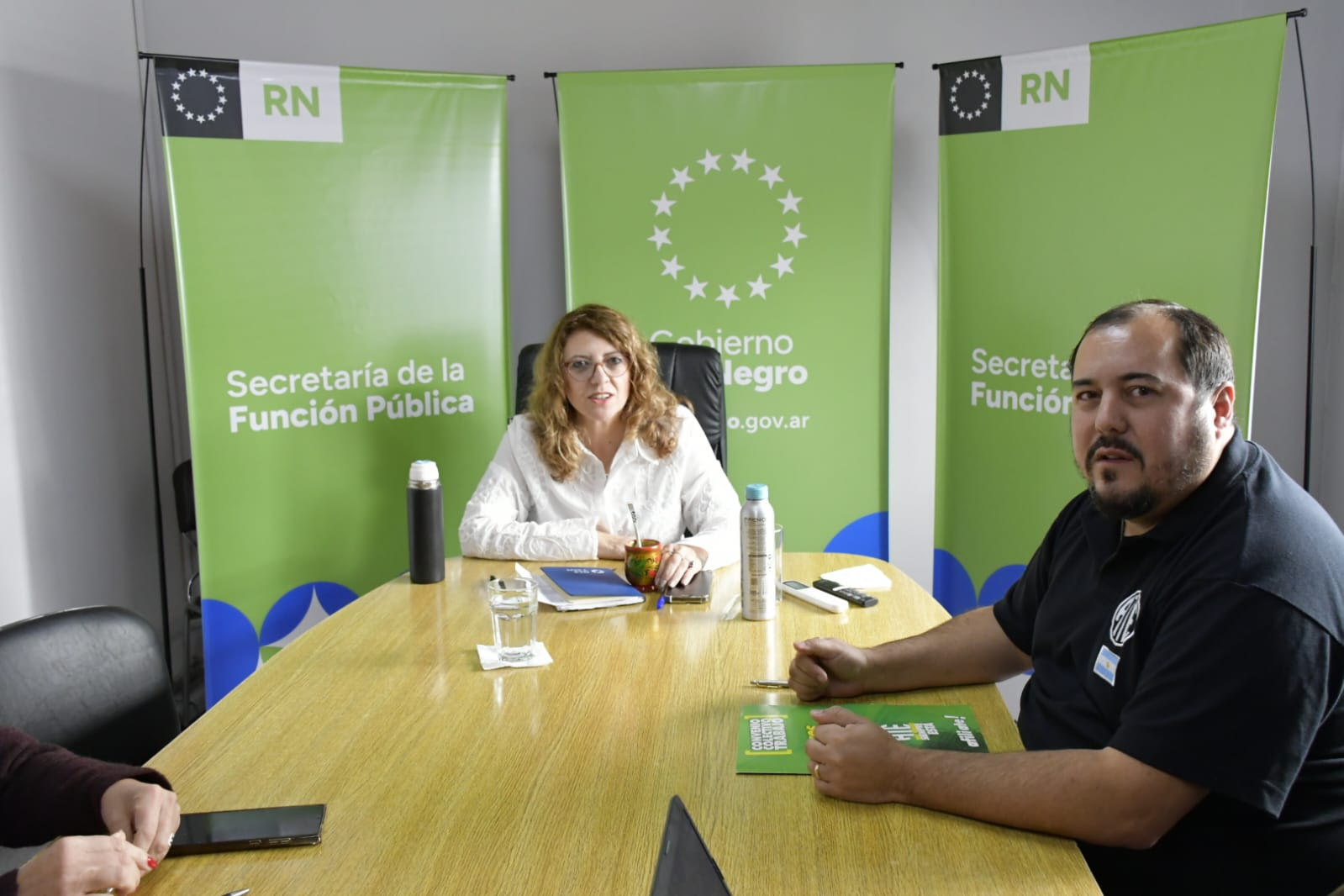 Weretilneck anunció un aumento del 134% en las asignaciones familiares para estatales