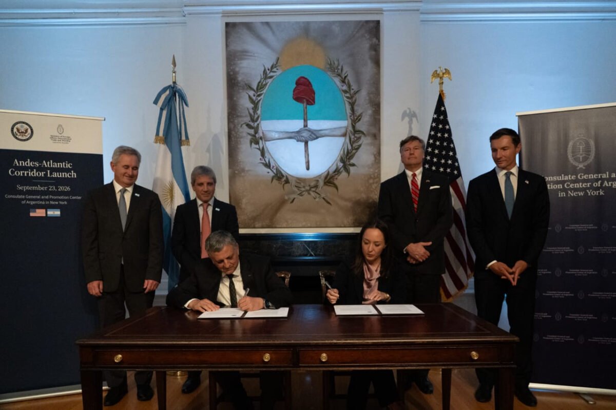 Weretilneck celebró propuesta de financiamiento de US$6.000 millones de EE.UU. para Argentina LNG