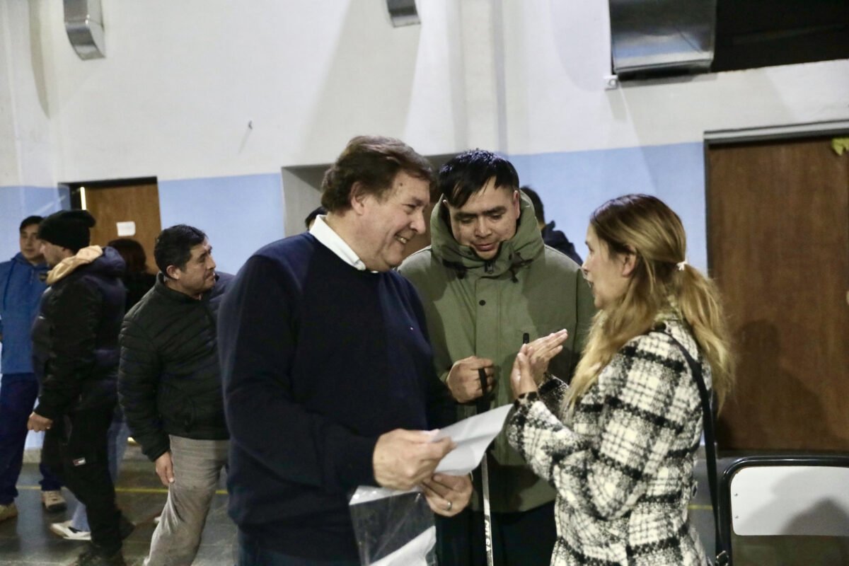 Weretilneck confirmó descuentos por el paro docente y evaluará si liquida los aumentos rechazados por Unter