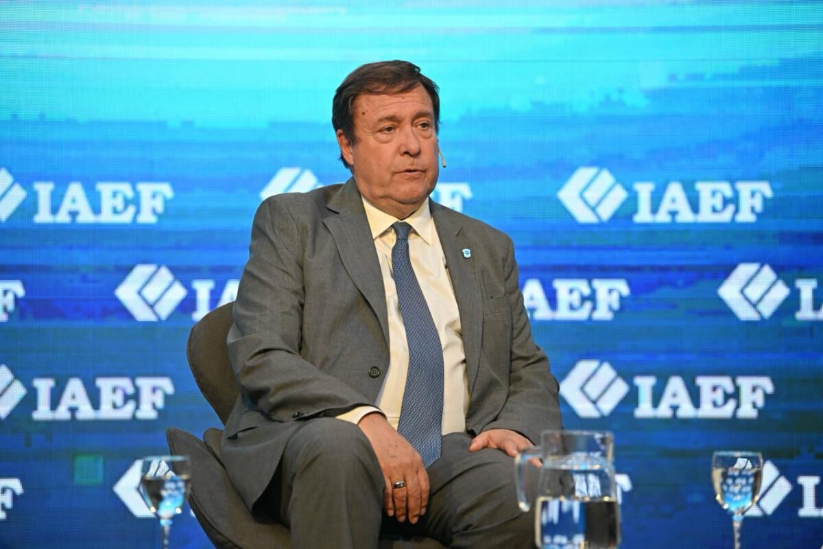 Weretilneck destacó el crecimiento energético de Río Negro en congreso de ejecutivos financieros