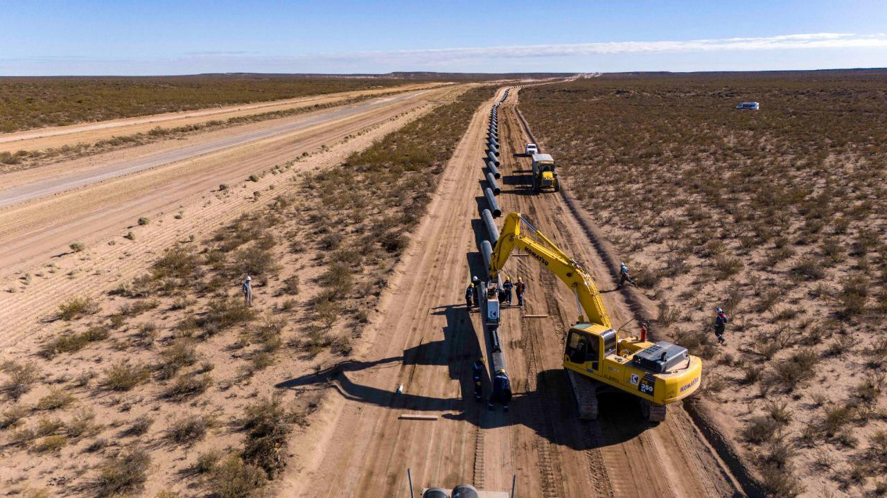 Weretilneck firmó el acuerdo con Oldelval para el oleoducto Duplicar Norte que recorrerá 146 km en Río Negro
