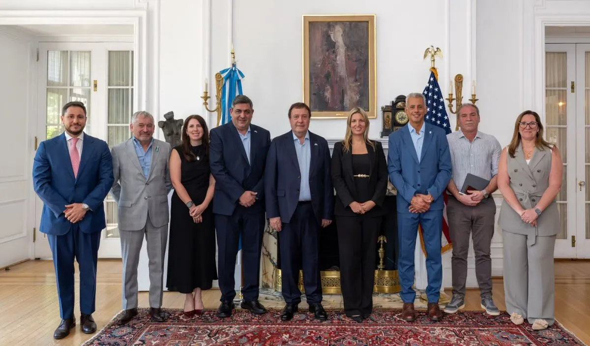 Weretilneck gestiona créditos por 145 millones de dólares del BID en Washington