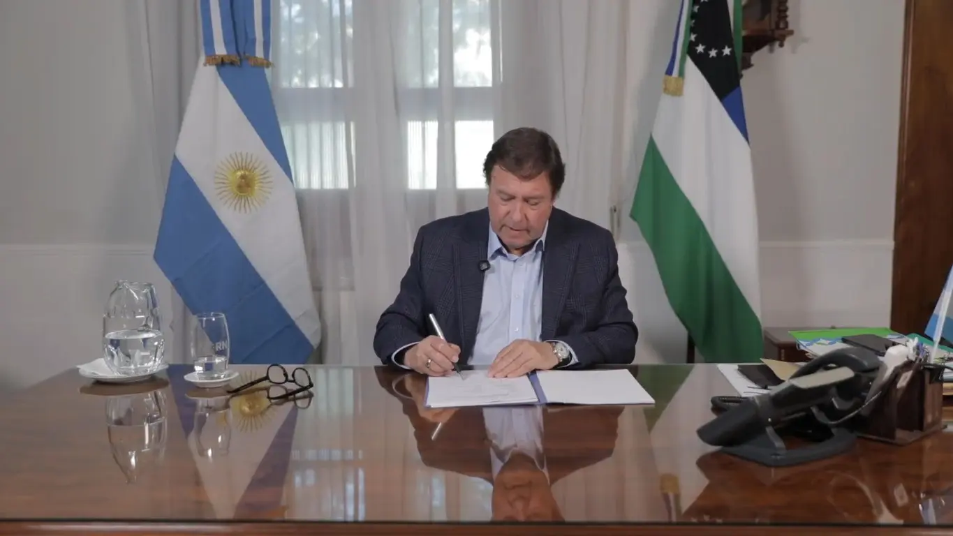 Weretilneck promulgó la ley de adhesión de Río Negro al Régimen de Incentivo para Medianas Inversiones