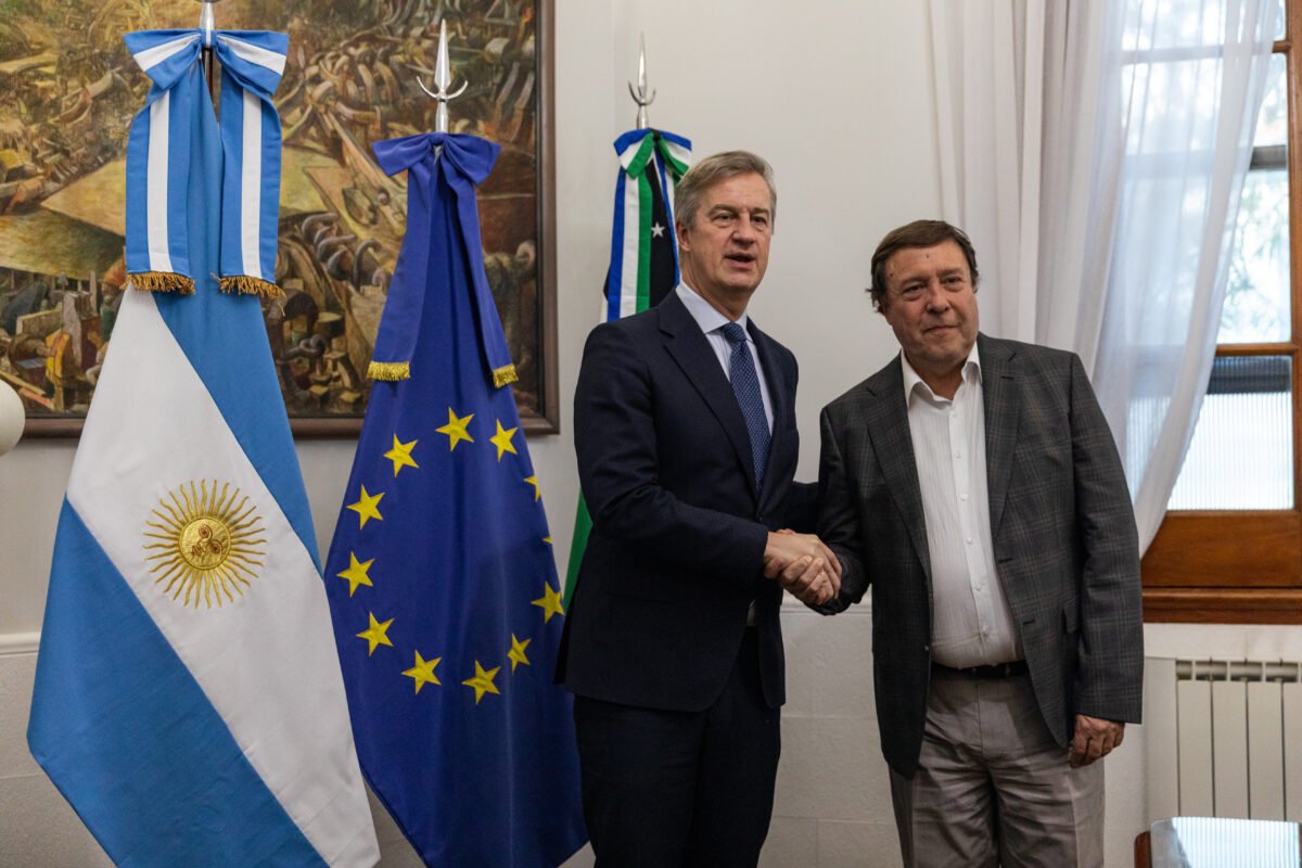 Weretilneck recibió al embajador de la Unión Europea para impulsar inversiones en energía, minería y agroindustria